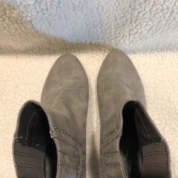Gray Ankle Boots studs 1.5” Heel Faux Suede Size 9.5 - Picture 6 of 8